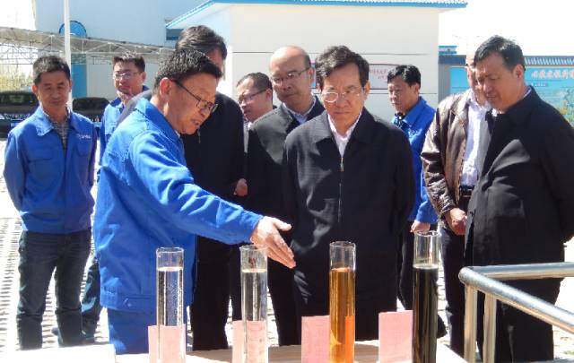 久久无码av高潮av喷吹捆绑